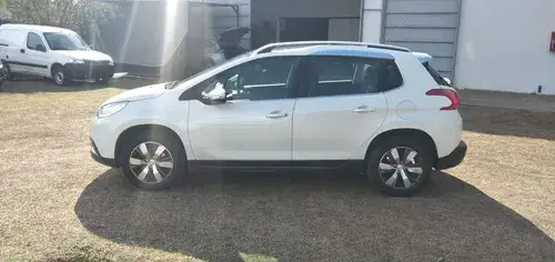Peugeot 2008 FELINE 1.6 2018