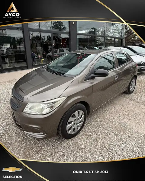 Chevrolet ONIX 1.4 LT 2013