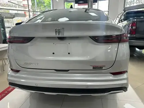 Fiat FASTBACK 1.3 T270 At6 2026