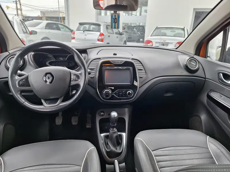 Renault Captur INTENS 2.0 5P 2017