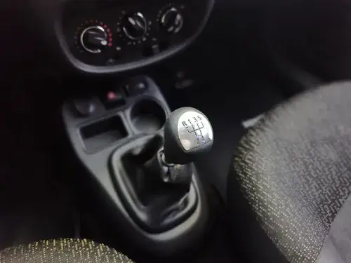 Renault Clio 1.2 Mío Expression Pack I 2013