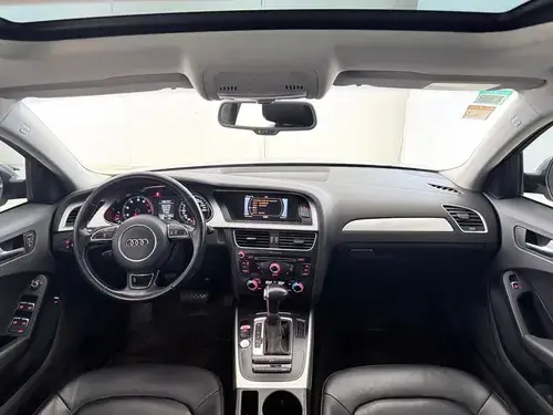 Audi A4 2.0 T AMBITION MULTITRONIC L12 2015