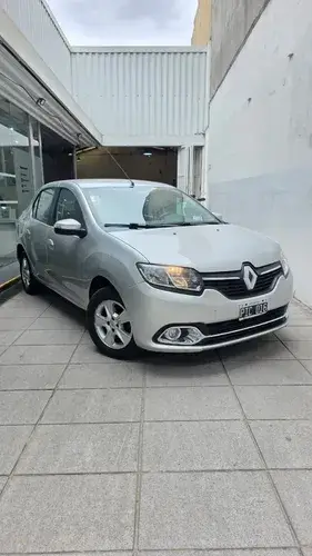 Renault Logan 1.6 Privilege 105cv 2015