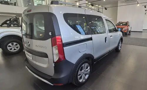 Renault Kangoo Ii 1.6 Sce Stepway 2026