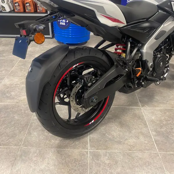 Bajaj Rouser Ns400 Naked 2026