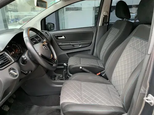 Volkswagen Suran 1.6 Highline Msi 110cv 2019