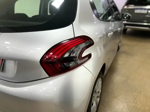 Peugeot 208 1.6 Active 2019