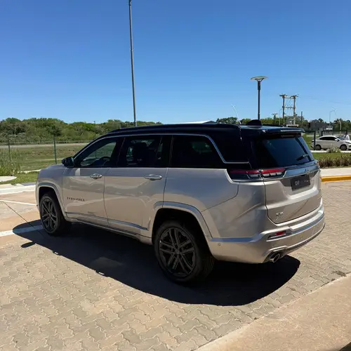 Jeep Commander 2.0 Td380 At9 4x4 7pas Overland 2025