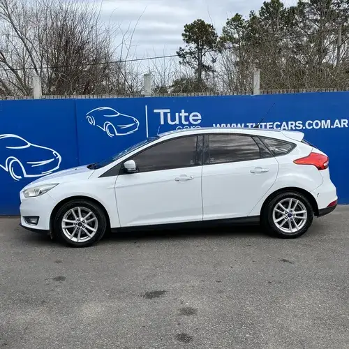 Ford Focus III 2.0 Se Plus Mt 2015