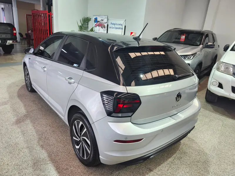 Volkswagen Polo Highline At 2025