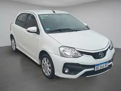 Toyota Etios XLS 1.5 6M/T 5P 2018 2018