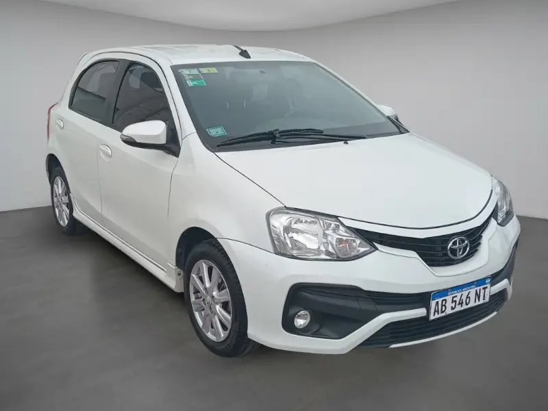 Toyota Etios XLS 1.5 6M/T 5P 2018 2018