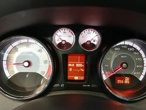 Peugeot 308 1.6 Hdi Feline 2020