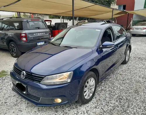 Volkswagen Vento 2.0 Advance I 110cv 2013