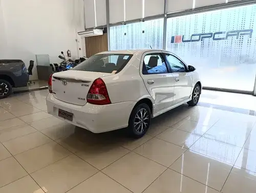 Toyota Etios 1.5 Sedan Xls Pack At 2023