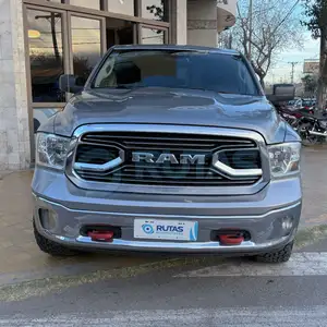 Dodge 1500 5.7 V8 LARAMIE 4X4 2020