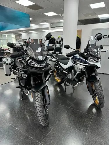 800 MT EXPLORE Touring 2026