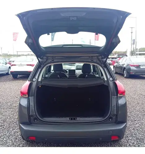 Peugeot 2008 1.6 Feline 2021