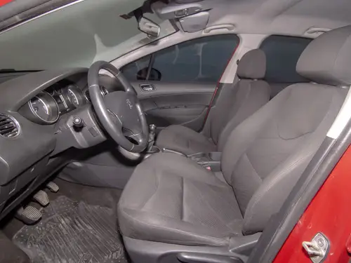 Peugeot 308 1.6 Active 2014