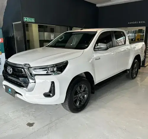 Toyota Hilux SRV 4x2 AT 2023