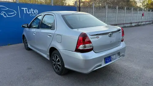 Toyota Etios 1.5 Xls At 2021