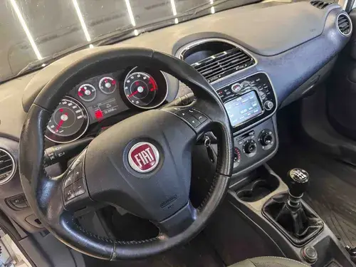 Fiat Punto 1.4 ATTRACTIVE L/16 UCONNECT 2016