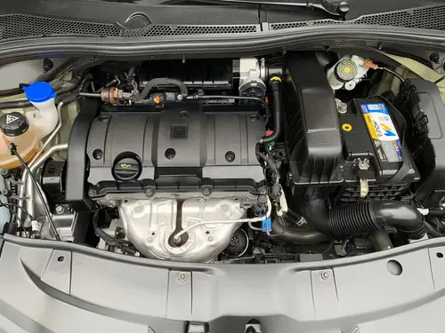 Peugeot 2008 1.6 Allure 2016
