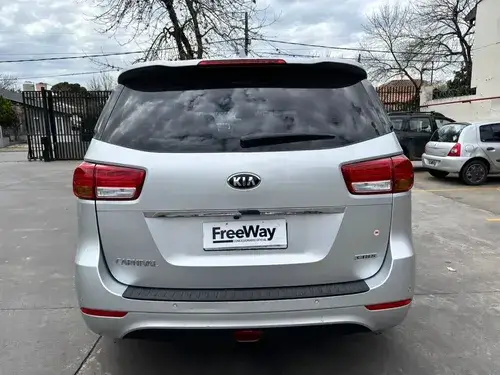 Kia Carnival 2.2 Crdi Ex Premium Avn 2017