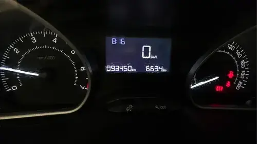 Peugeot 2008 1.6 FELINE L16 2018