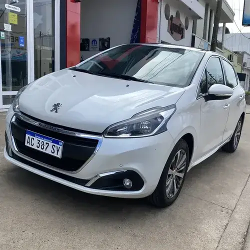 Peugeot 208 1.6 Feline Tiptronic 2018