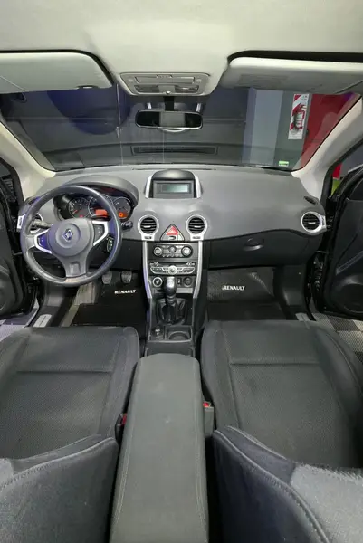 Renault Koleos Dynamique 4x4 2.5L Dynamique 4x4 2011