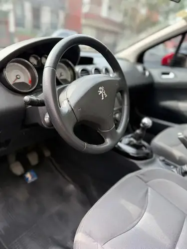 Peugeot 308 1.6 Allure 2016