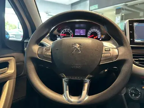 Peugeot 2008 Allure 1.6VTI MT 2020