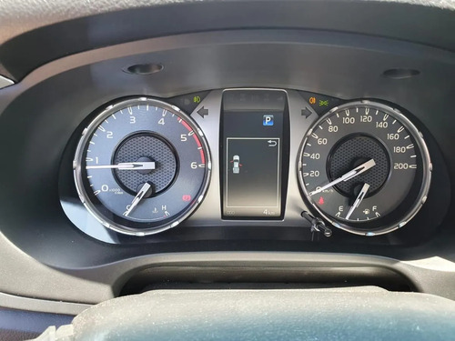Toyota Hilux Pick-Up 2.4 Cd Sr 150Cv 4X2 At 2026