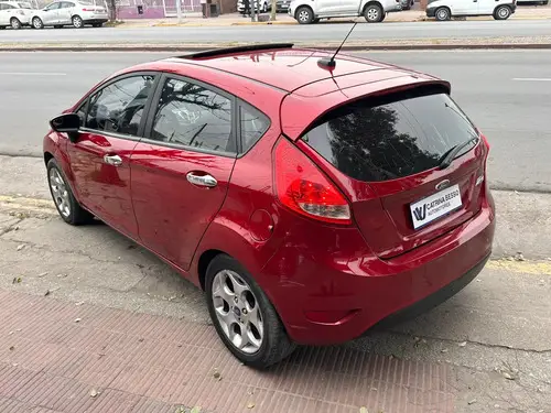 Ford Fiesta Kinetic 1.6 Titanium 120cv 2013