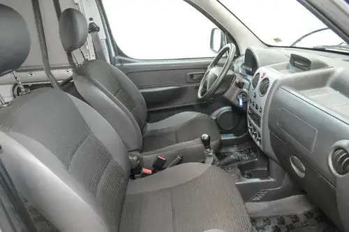 Peugeot Partner 1.6 Vti Confort 2024