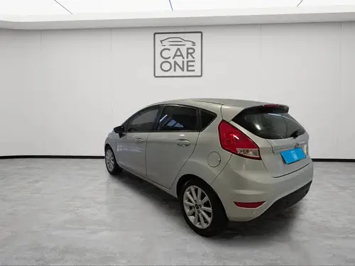Ford Fiesta 1.6 SE PLUS POWERSHIFT KD 5P L18 2018