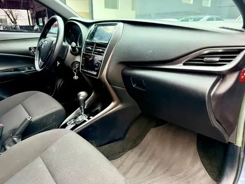 Toyota Yaris 1.5 107cv Xls Cvt 2022