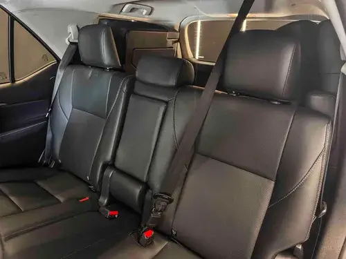 Toyota Hilux SW4 SRX 2.8 TDI 4x4 AT 2023