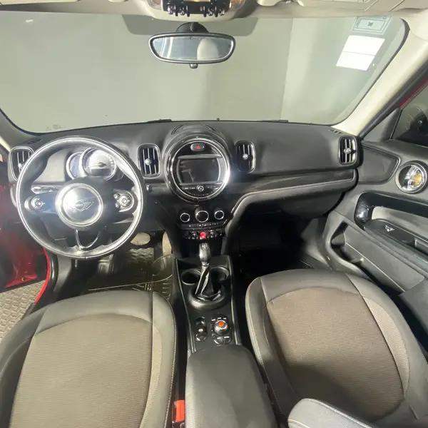 Mini COUNTRYMAN COOPER 5P 2018