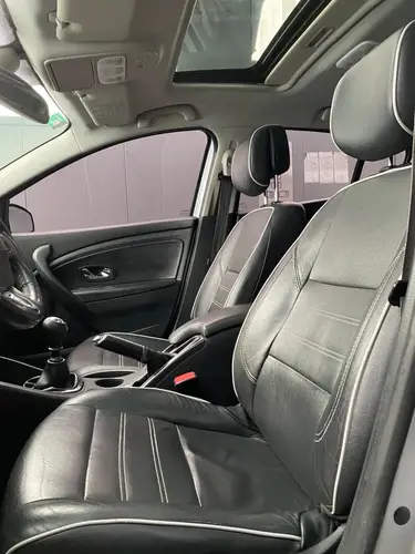 Renault Mégane III 2.0 Privilege Ph2 2013
