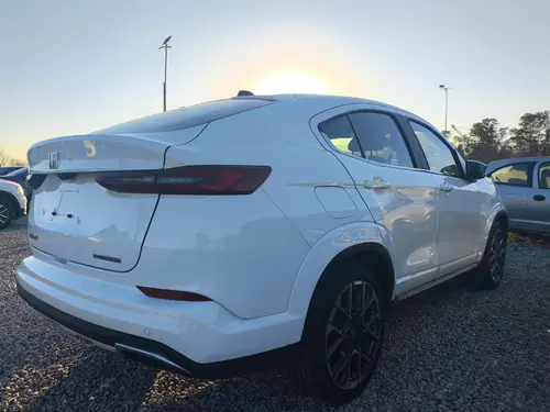 Fiat FASTBACK 1.3 T270 At6 2025
