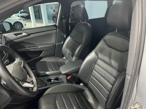 Volkswagen Taos 1.4 250 Tsi Highline Tiptronic 2025