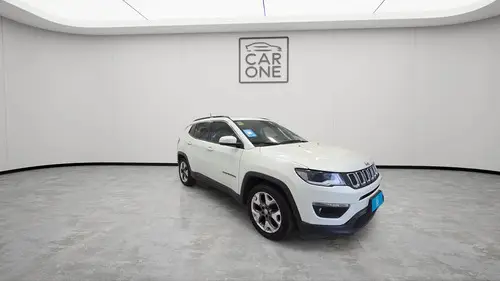 Jeep Compass 2.4 LONGITUDE AT6 4X2 L18 2020