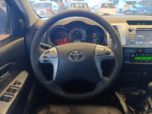 Toyota Hilux Pick-Up 3.0 Cd Srv Cuero 171cv 4x2 2014
