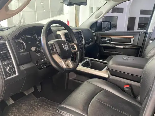 RAM 1500 5.7 Laramie Atx V8 2023