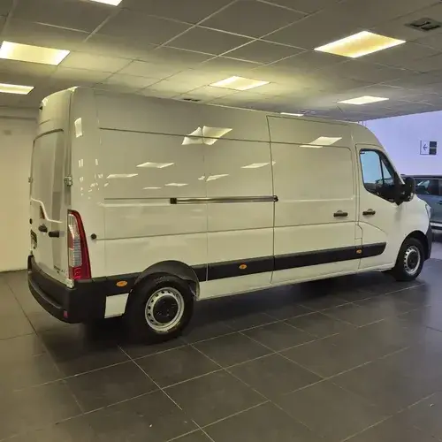Renault Master 2.3 L2H2 (10,8M3) 2026