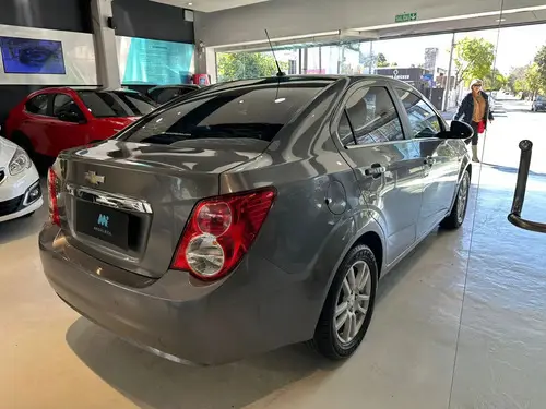 Chevrolet Sonic LTZ 1.6 MT 2013