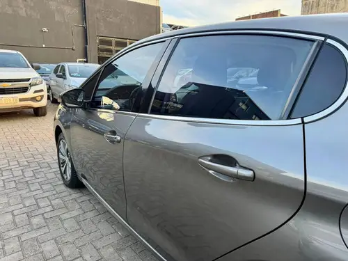 Peugeot 208 1.6 FELINE L16 2017