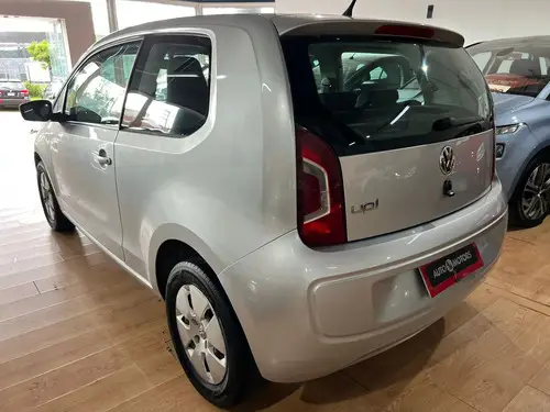 Volkswagen Up! 1.0 Move Up! 75cv 2016